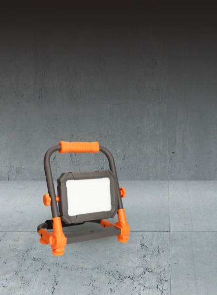 Projecteur De Chantier LED Rechargeable 20W 2000lm 6 Projecteur De Chantier LED Rechargeable 20W 2000lm – Image 4